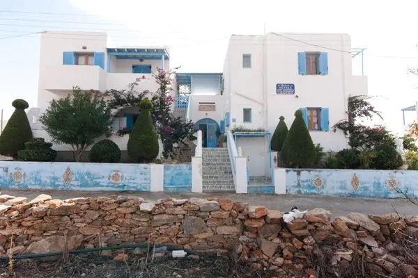 Villa Lefkes - Image 1
