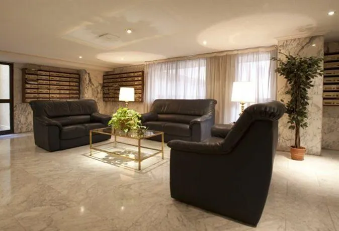 Apartamentos Pardinas 13 - Image 1