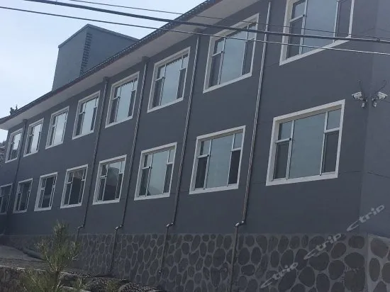 Yi De Abode - Image 1