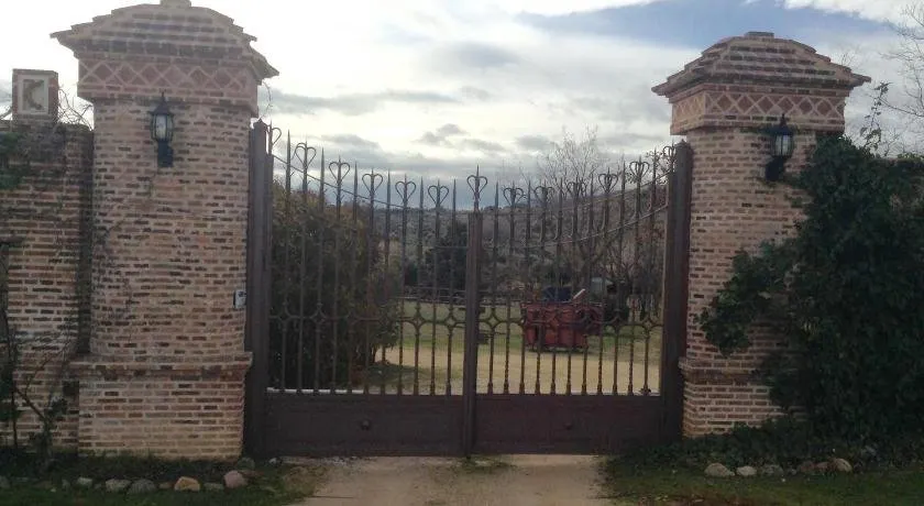 Finca El Cerco a 5m de Puy du Fou y 10m a casco antiguo de Toledo - Image 1