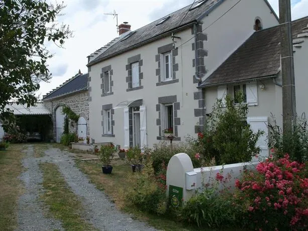 Les Parolles - Image 1
