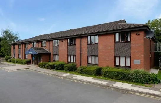 Travelodge Hotel - Droitwich - Image 1