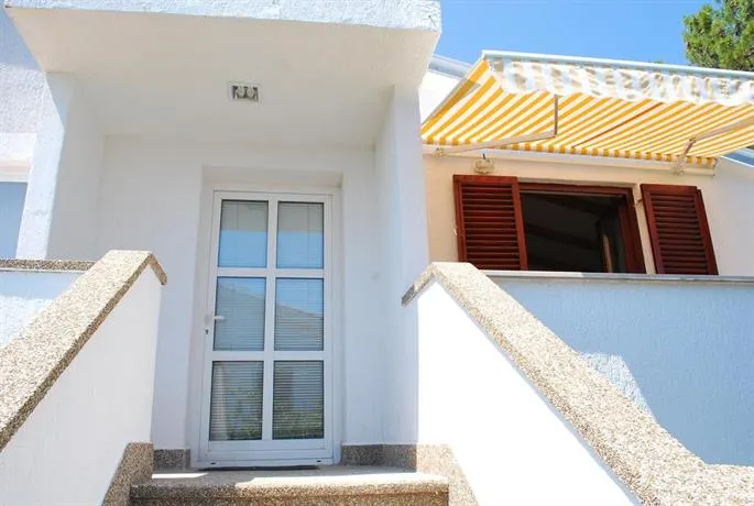 House Anita - Image 1