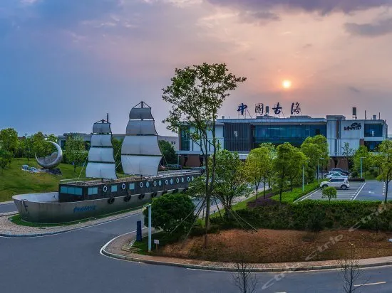 Guhai Resort - Image 1