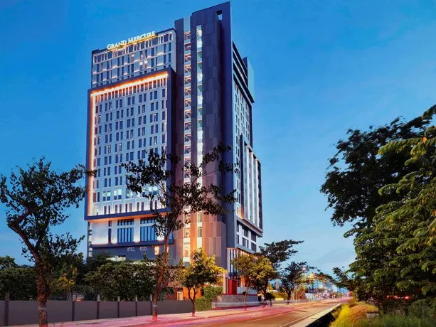 Grand Mercure Surabaya City - Image 1