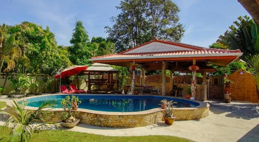 Tina's Living Paradise Guesthouses with Private Pool - Image 1