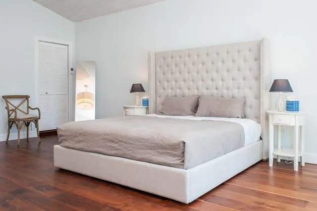 South Beach House - Image 1