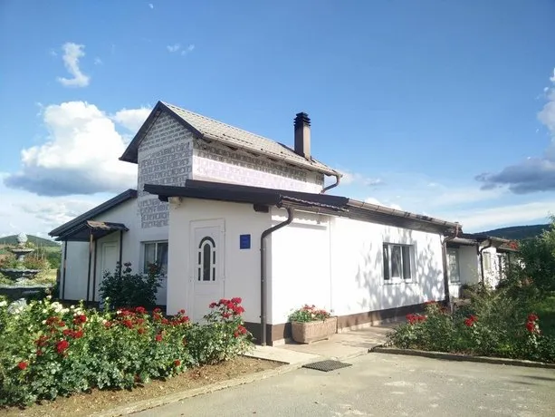 Holiday Home Jankovic - Image 1