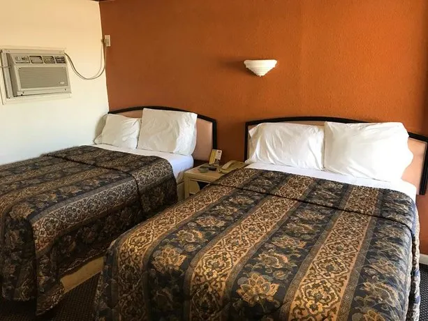 Sunrise Inn - Image 1