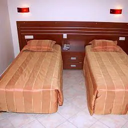 Oylat Kaplicalari Caglayan Hotel - Image 1