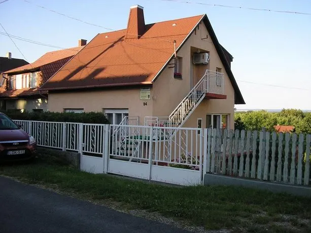 Agnes Villa - Image 1
