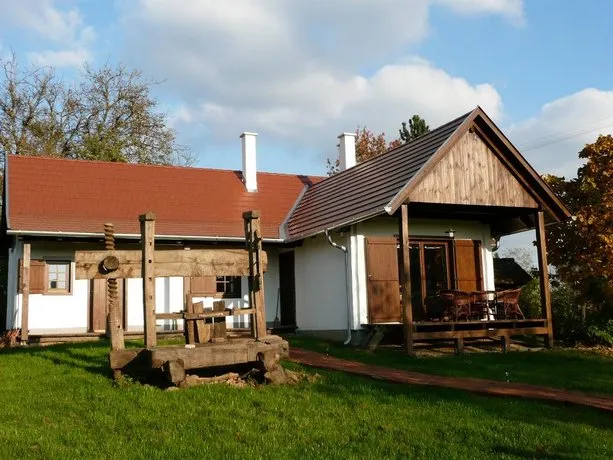 Őrségi Porta - Image 1