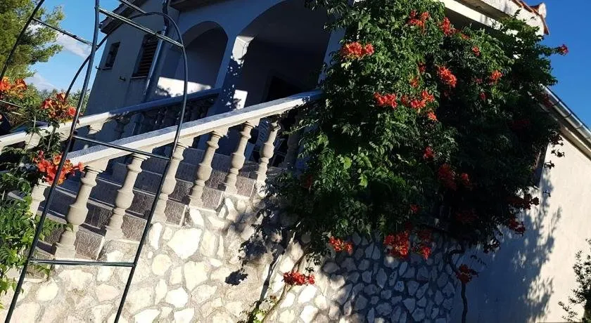 Maslina Apartment - Image 1