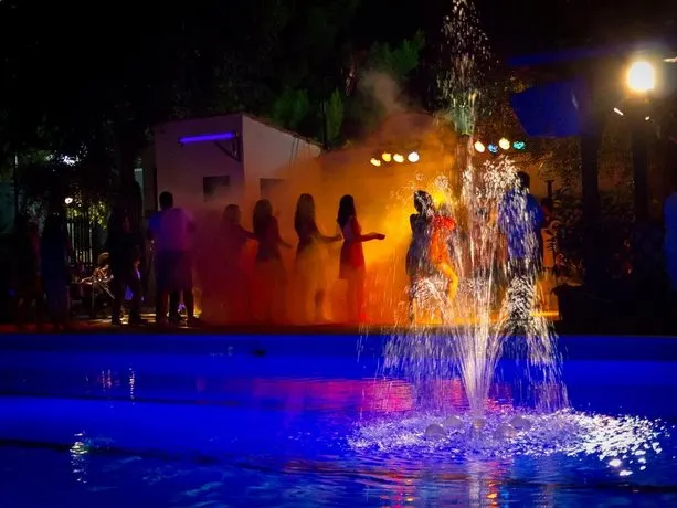 Camping Village Degli Ulivi S.n.c. - Image 1