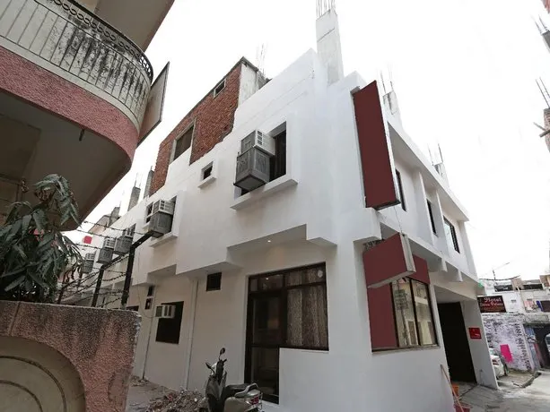 Hotel Shiva Palace by OYO Rooms - Image 1