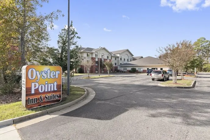 Oyster Point Inn & Suites - Image 1