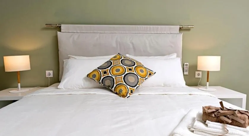 Artemis Apartment - Image 1
