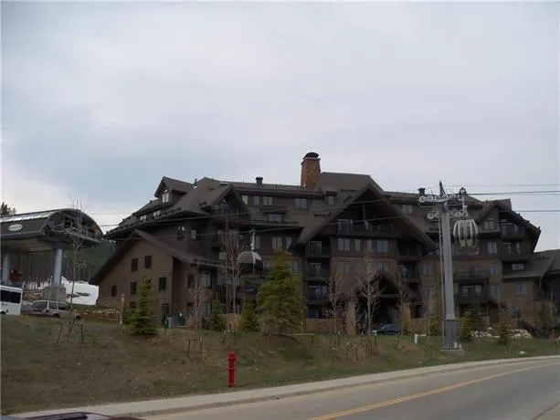 RedAwning Crystal Peak Lodge 7501 - Image 1
