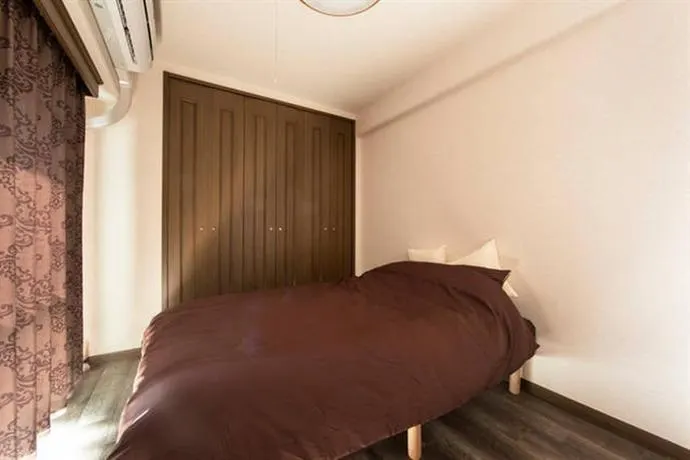CW Private Apartment in Doutonbori - Image 1