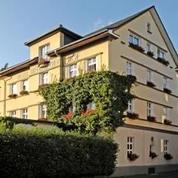 Hotel Breidenbacher Hof - Image 1