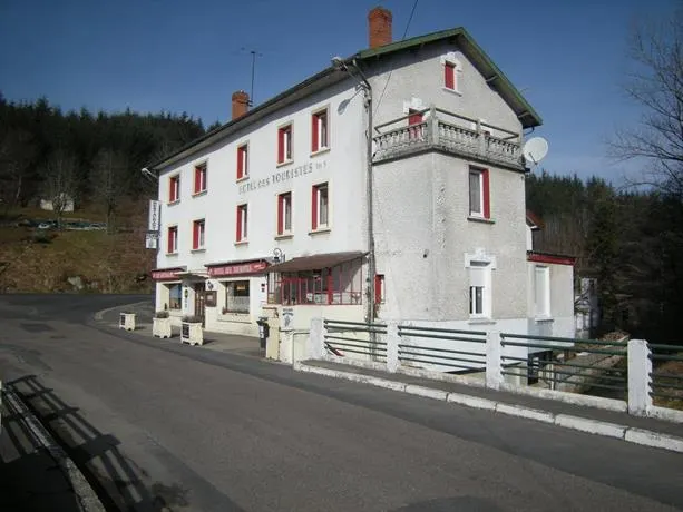 Hotel Gites Des Touristes - Image 1