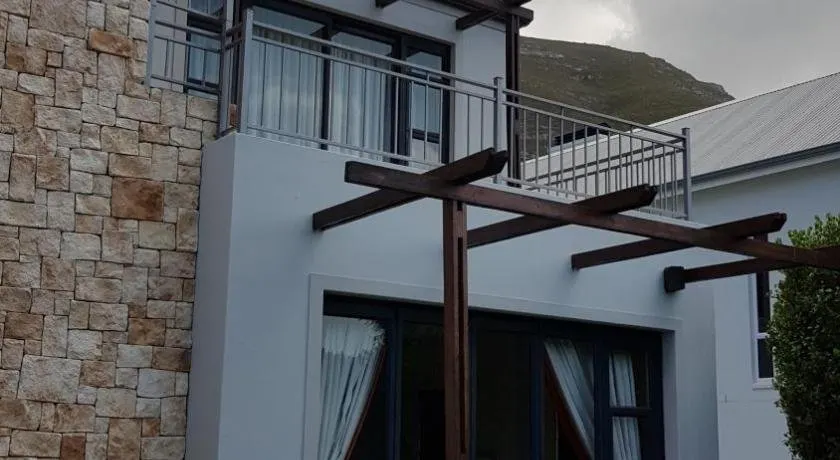 Fernkloof Manor - Image 1