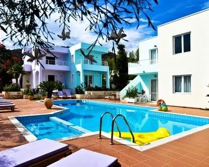 Mari Apartments - Image 1
