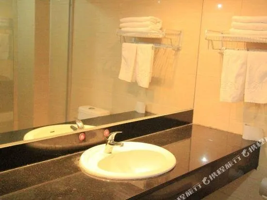 Tiyu Theme Hotel - Image 1
