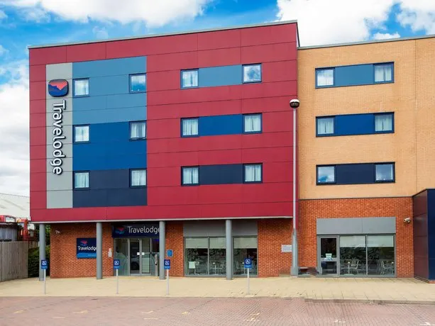 Travelodge Rugby Central - Image 1
