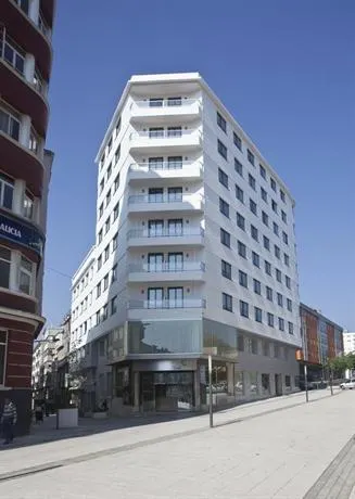 Hotel Carrís Almirante - Image 1