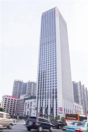 Tamrac International Apartment - Image 1