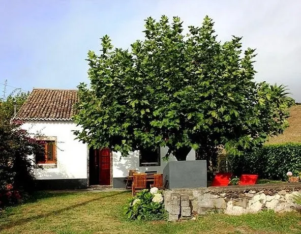 Moradia Rustica Jardim - Image 1