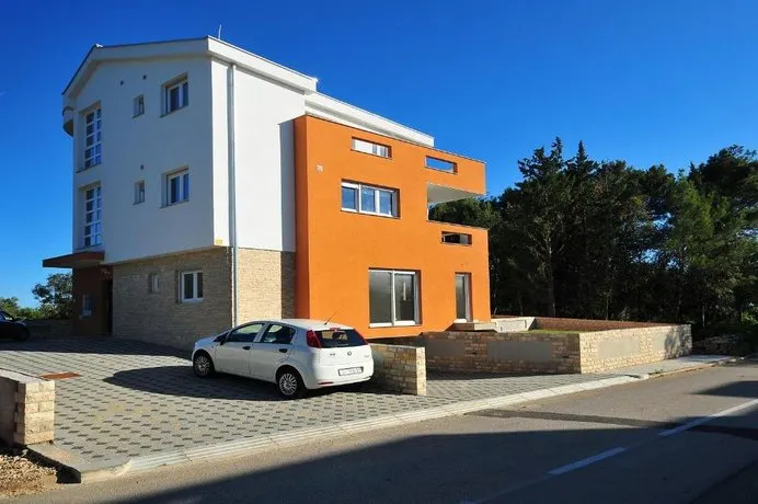 Apartment MaDe - Image 1