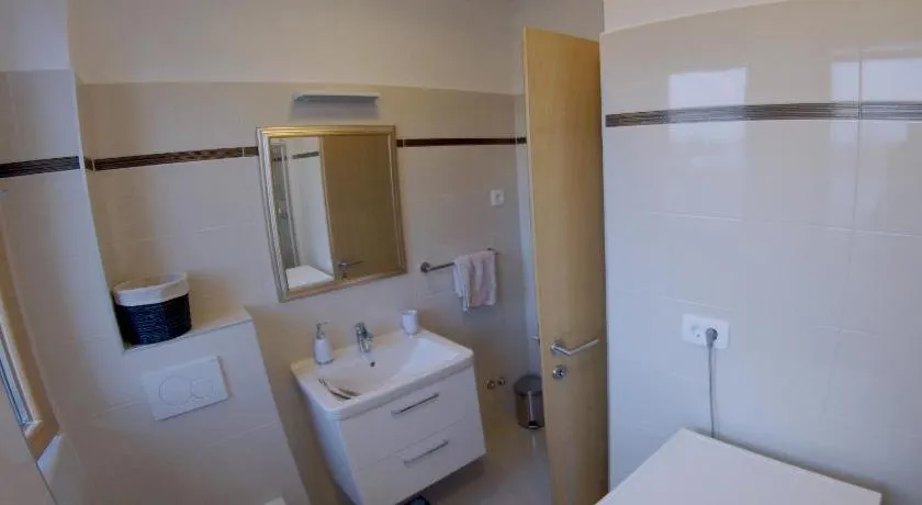 Apartment Mara - Image 1