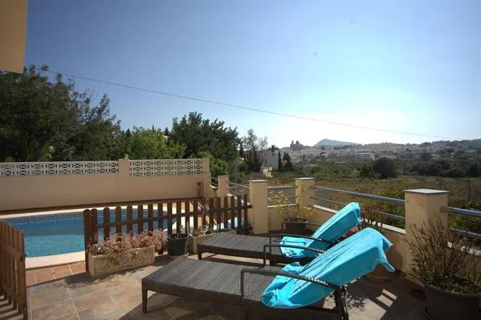 Alteana San Roque - Image 1