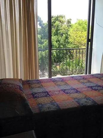 Hotel Flamingos Colima - Image 1