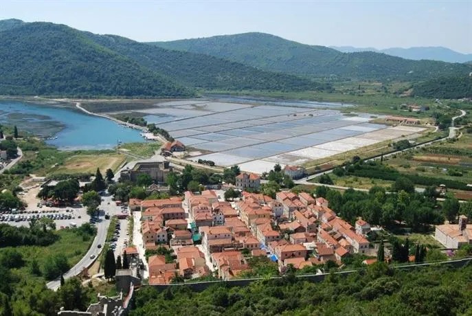 Villa Katarina Ston - Image 1