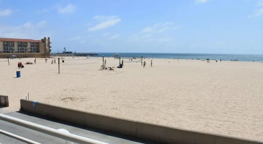 Beach Beauty 2 Br Condo - Image 1