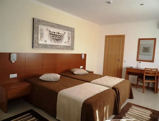 Europeia Hotel - Image 1