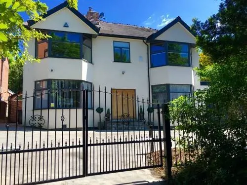 Manchester Mansion - Image 1