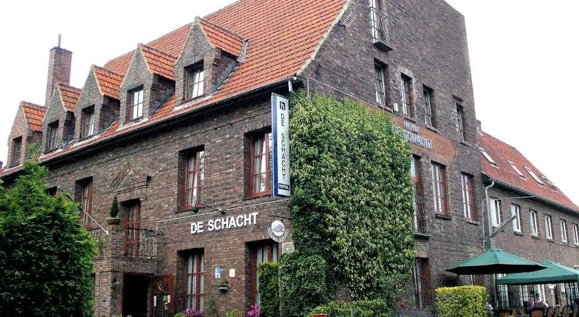 Hotel De Schacht - Image 1