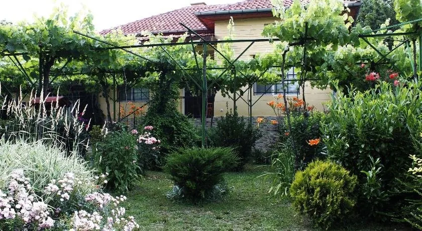 Guesthouse Planinsko Gnezdo - Image 1
