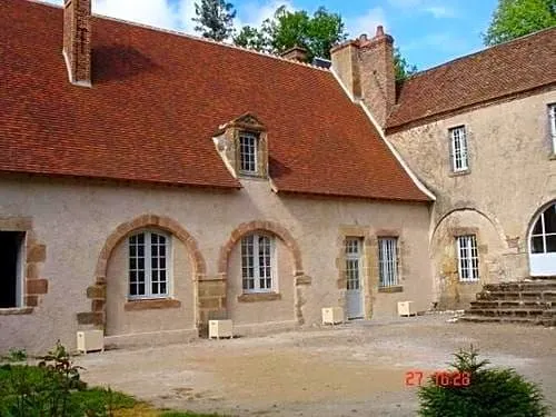 Chateau De Villars - Image 1