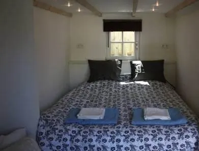 Rosie's Apartment - Image 1
