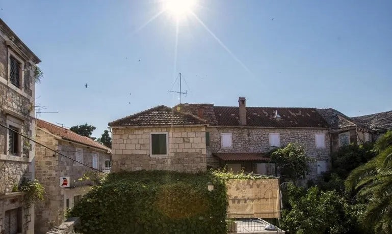 Holiday Home Nono Ivo - Image 1
