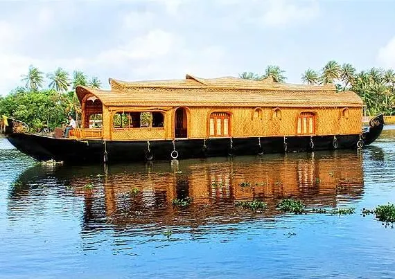JCT Houseboats Kumarakom - Image 1
