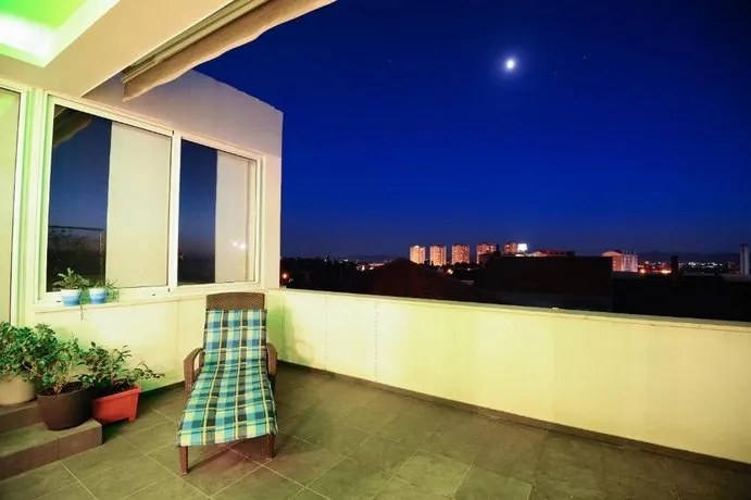 Penthouse Apartment - Image 1