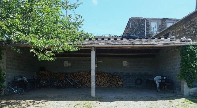 Apartamentos Río Eo - Image 1