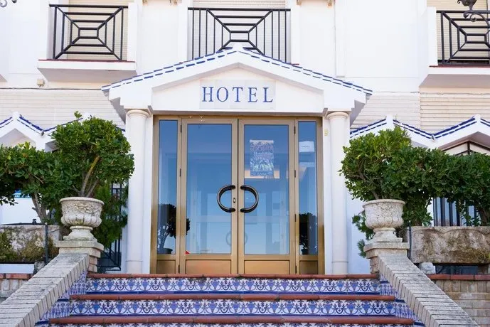 Hotel Alfar - Image 1