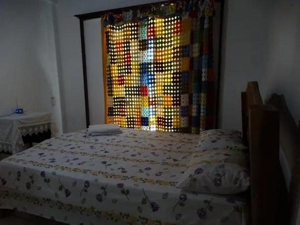 Hostel Happy & Art - Image 1